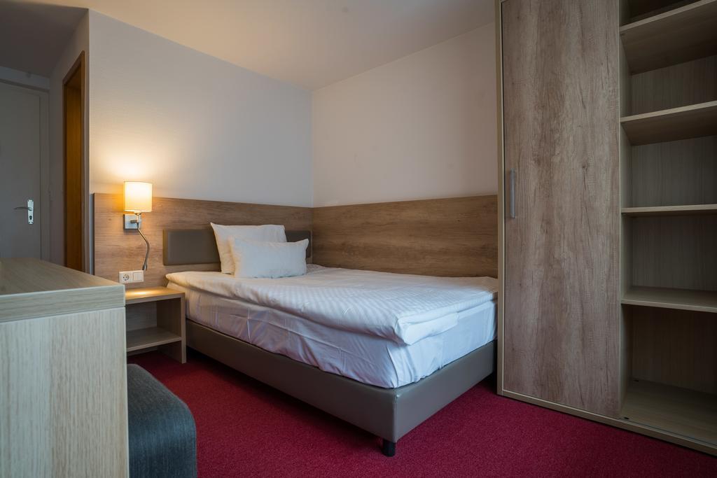 Hotel Hirsch Kehl Экстерьер фото