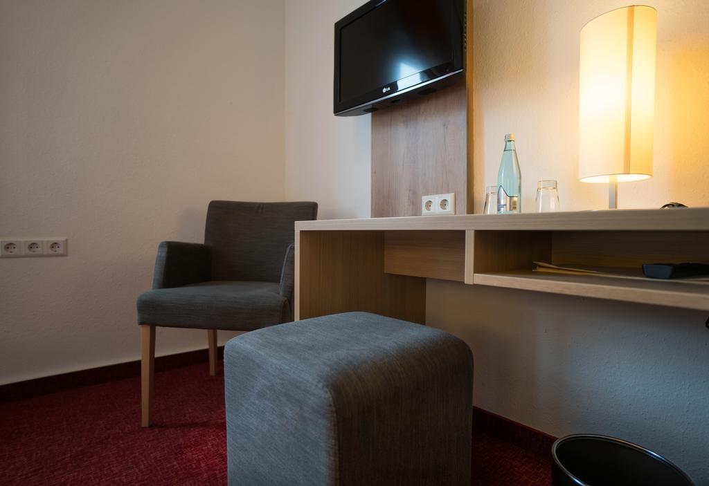 Hotel Hirsch Kehl Экстерьер фото