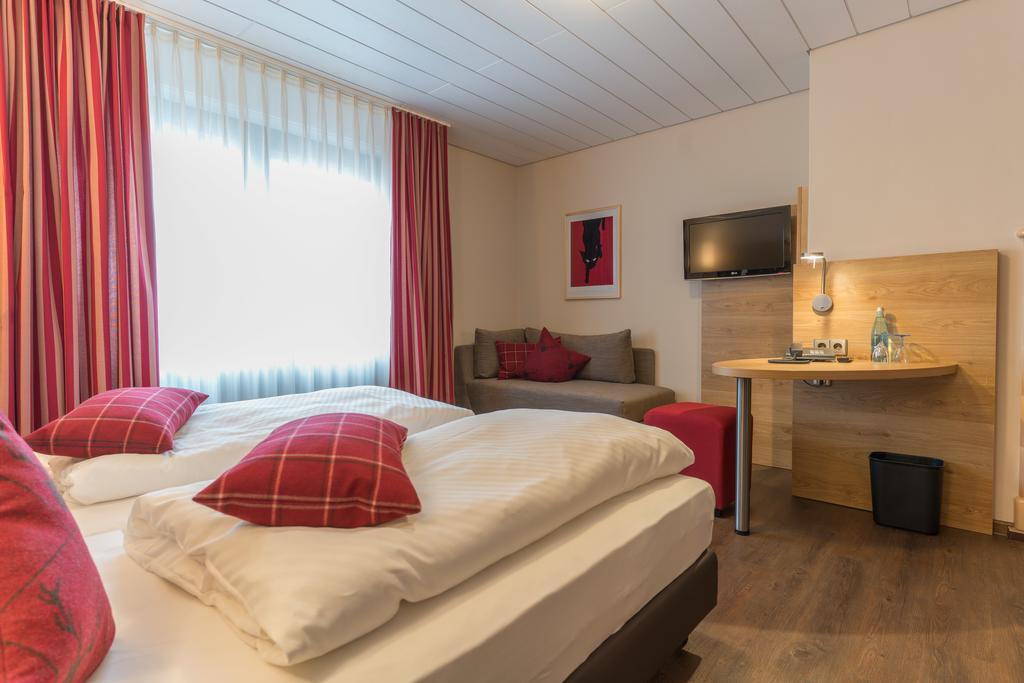 Hotel Hirsch Kehl Экстерьер фото