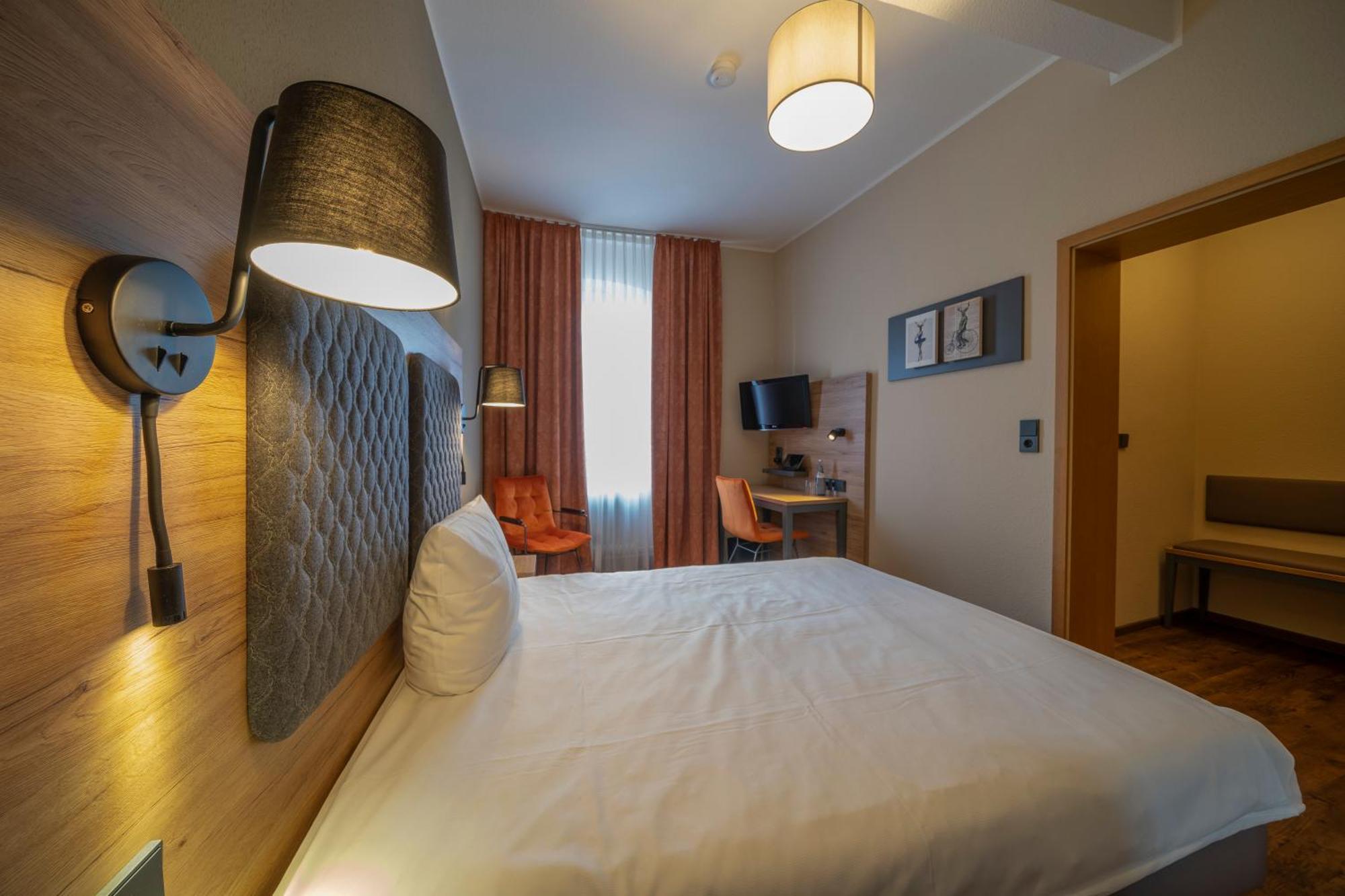 Hotel Hirsch Kehl Экстерьер фото